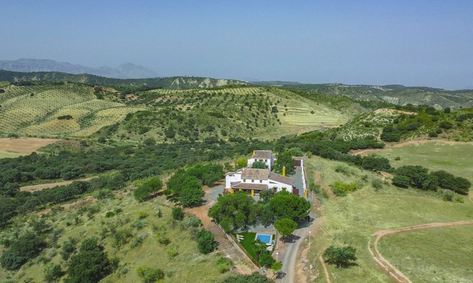 Archidona Cabaña | Cubo's Cortijo El Perezon / rural / piscina privada / aire acondicionado