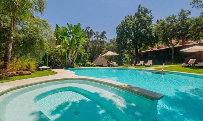 Coin Cabaña | Cubo's Finca La Fuente del Pedregal Casa 3 / naturaleza / piscina comunitaria / wifi gratis