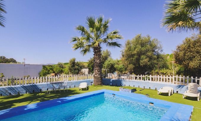 Pizarra Cabaña | Cubo's Finca La Parra / piscina privada / BBQ / wifi gratis
