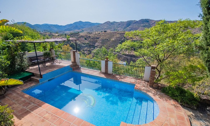 Guaro Cabaña | Cubo's Casa Rural Jacaranda / Piscina Privada / Vistas