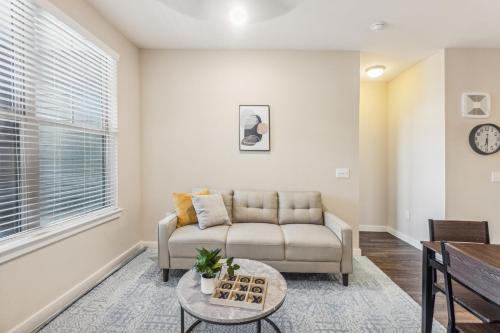 Southeast Houston Apartamento | Cullen 4307 I Parking I Pool I Gym I 2bd2bth