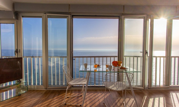 Faro de Cullera Apartamento | Cullera Panoramic Sea Views Apartment