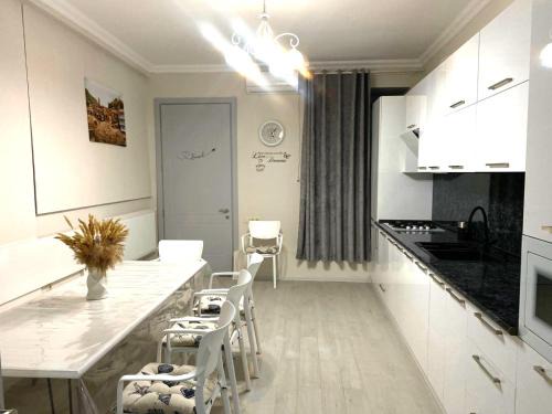 Tbilisi City Centre Casa | Cultural Crossing Hotel