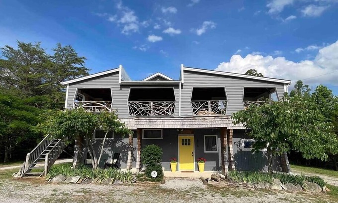 Monticello Casa | Cumberland Belle Lakehouse 9 bedrm, 20 bed, 7 bath, swimspa/hotub&sauna