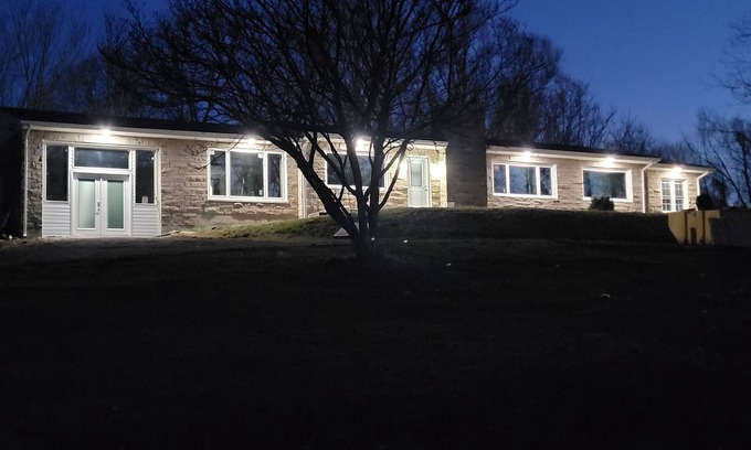 Jamestown Casa | Cumberland Get-A-Way located at entrance of State Park
