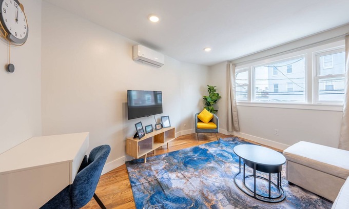 North Ironbound Apartamento | Curated Comfort 1 BR Apt. 8 Min to Penn Station!