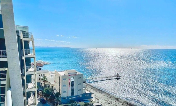 Durres Apartamento | Currila Beach Modern Stunning Views