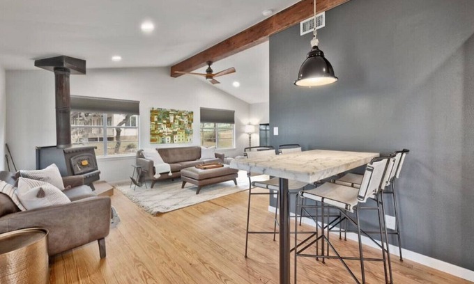 Spicewood Casa | Custom 2/2 lakefront cottage on 2 Acres W Views!