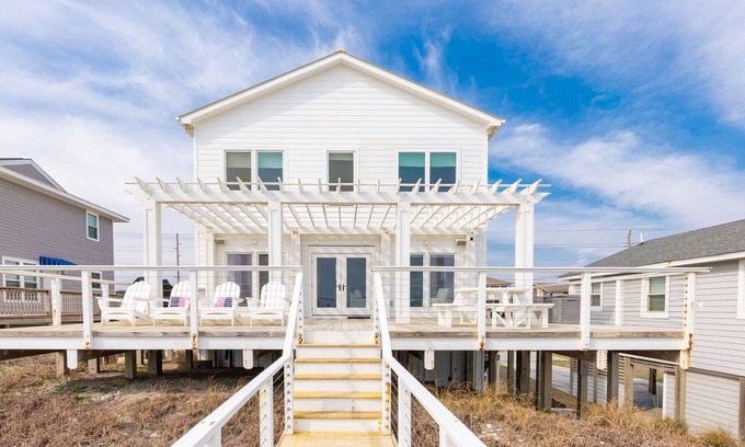 Emerald Isle Casa | Custom Beachfront Home, Oceanfront Oasis to relax and recharge.