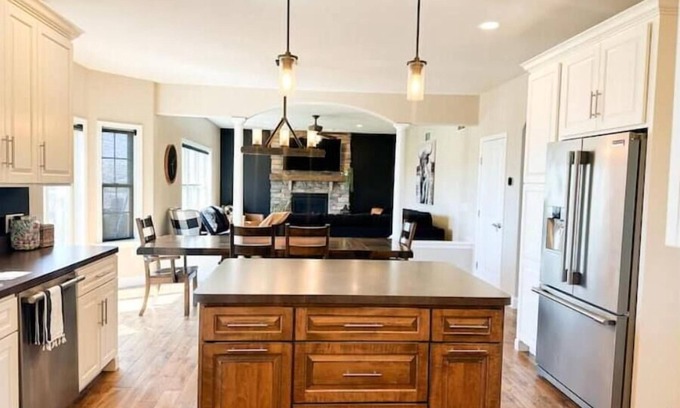 Palmyra Casa | Custom Built, Hershey Park Happy