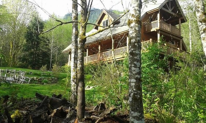 Skykomish Cabina | Cabina personalizada El 5 apartada acres con vistas a la montaña !!! **BAÑERA DE HIDROMASAJE **