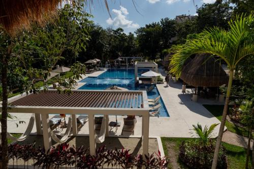 Puerto Morelos Apartamento | Custom decor-sleeps 6 with 2 pools- Condo near beach-Puerto Morelos Mexico,Casa Yellowstone