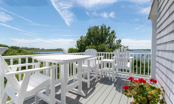 Green Hill Casa | Custom Waterfront Home on Green Hill Pond with kayaks, walk to beach