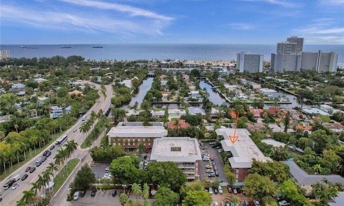 Harbor Beach Apartamento | Cute 1-bed beach condo AC, pool, park in Fort Lauderdale harbor beach, marinas