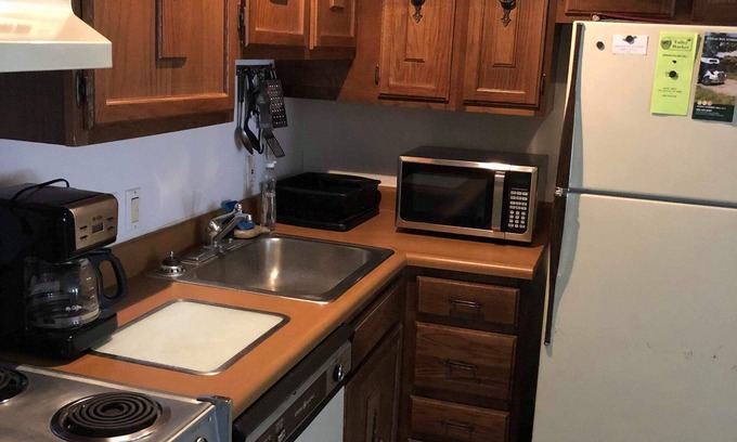 West Dover Condominio | Lindo y acogedor condominio en la base de Mt Snow