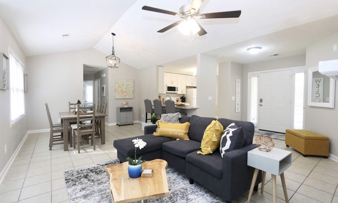 Winder Casa | Cute and spacious house just for you!