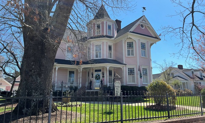 Taylor's Pond Casa | Cute Cary Townhouse cerca de DT Cary, Morrisville y I40
