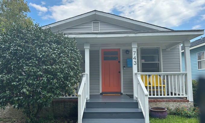 Wilmington Cabaña | Cute cottage in The Cargo District!
