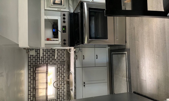 Coeur d'Alene Cabaña | Cute cottage only 8 blocks from downtown!