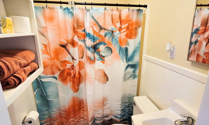 Abilene Apartamento | Cute, cozy, 1b1b apartment above a garage near Hendricks North