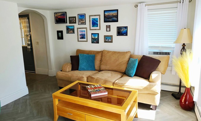New Bedford Apartamento | Cute Cozy Apartment in Historic New Bedford