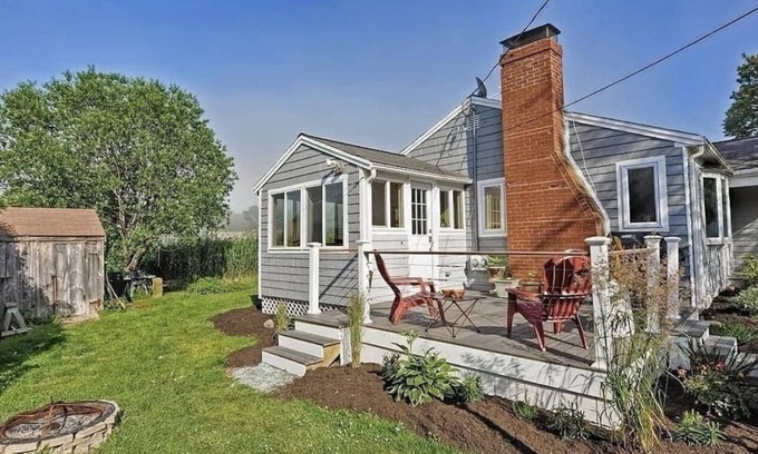 Greenbush Casa | Cute family home in a beautiful beach town