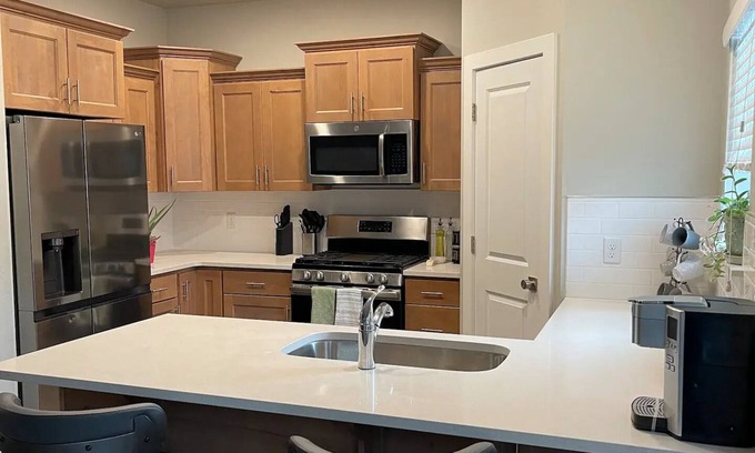 Cedar City Casa | Cute Modern townhouse close many Utah national parks