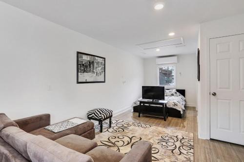 Treme Apartamento | Cute Studio 7blocks from French Q steps to Jazz venues, free gated parking included