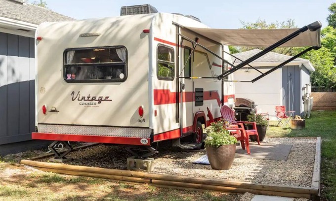 St. Augustine South Casa | Cute Vintage Camper