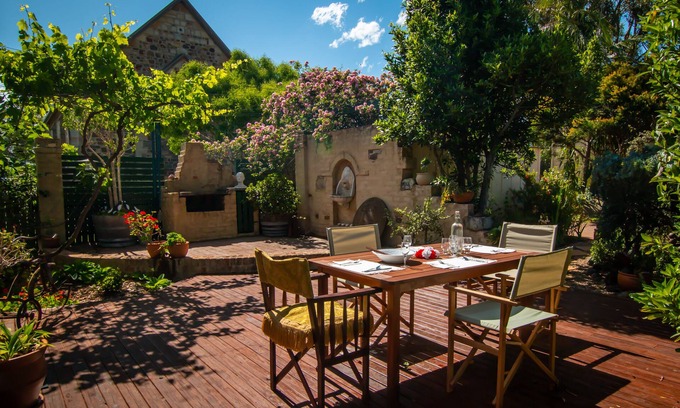 Milton Casa | Queen Bee Cottage, de Milton.