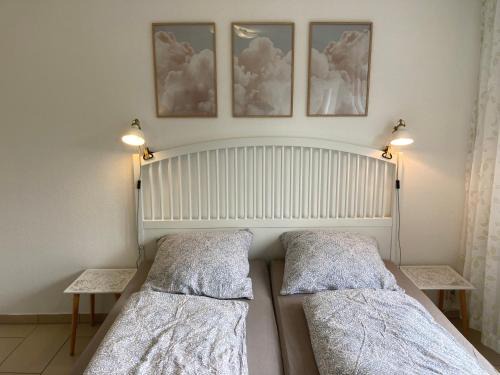 Holte-Spangen Apartamento | CUXTräumer - Stilvolle Ferienwohnung für Paare - WLAN, privater Parkplatz und Grill - Ruhige Lage mit Gartenblick, Nordseestrand und Wernerwald fußläufig, Cuxhaven- Sahlenburg