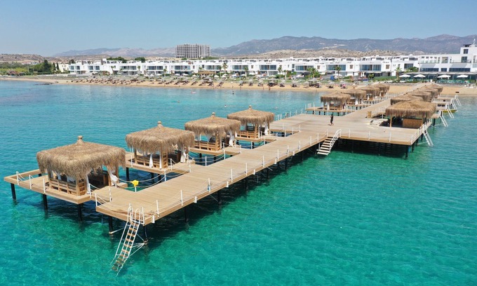 Vasilia Apartamento | Cyprus Luxury, 400m private beach of the apartment complex, 200m from the pool