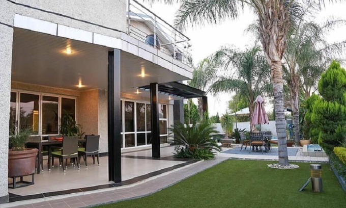 Gaborone Casa | Cycad Palm Boutique Guest House