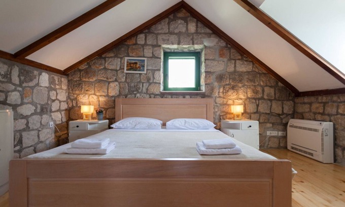 Municipality of Dubrovnik Casa | Cypress Cottage