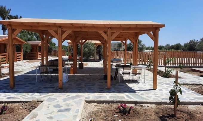 Agios Theodoros Chalet De Esquí | Cyprus Glamping Park