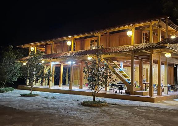 Van Chan Otro | Dâu Homestay