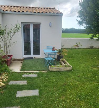 Sainte-Soulle Casa | Dépendance avec place de parking