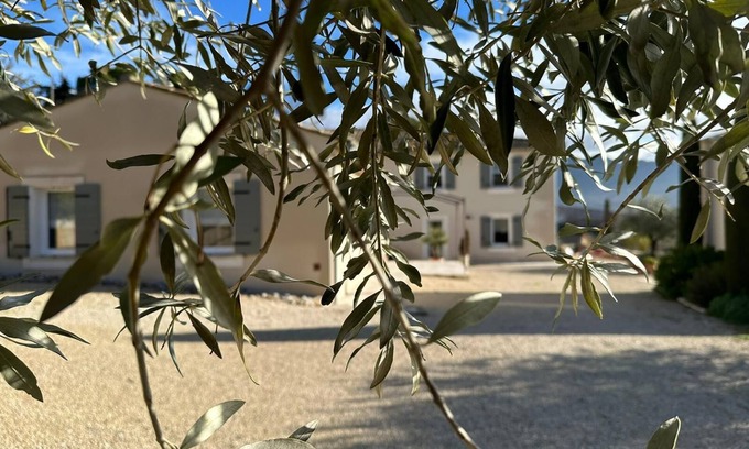 Vinsobres Casa | Dépendance D'une Maison de Campagne en Drôme Provençale Face au Mont Ventoux