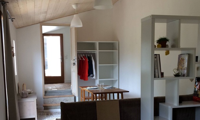 Aiguelèze Casa | Dépendance en rez de Jardin