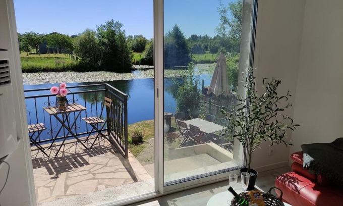 Les Roches-l'Eveque Casa | Détente au bord du Loir - Gîte 2
