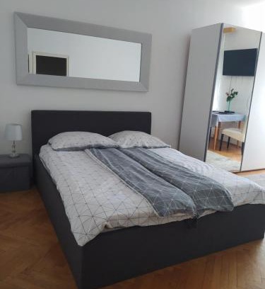 Szeged Apartamento | Dóm Tér Apartman 1
