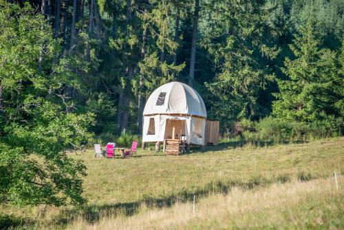 Lusse Otro | Dôme en pleine nature