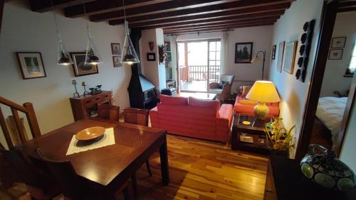Alp Apartamento | Dúplex en el centro de Alp