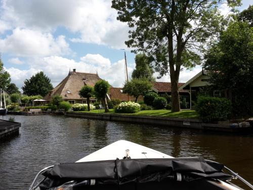 Terherne Apartamento | d'Oude Herbergh, vakantiehuizen aan het water