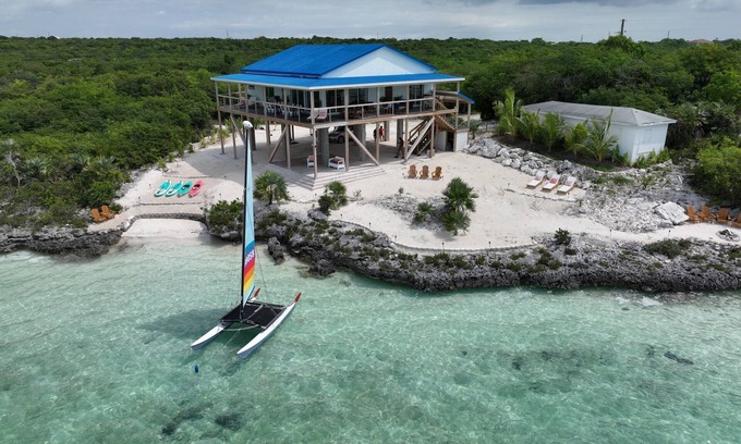 George Town Casa | Da'Beach Cartell - Luxurious BRAND NEW build on your own PRIVATE Caribbean Beach