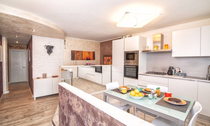 Trento Casa | Da Chris e Lisa 022205-AT-296296