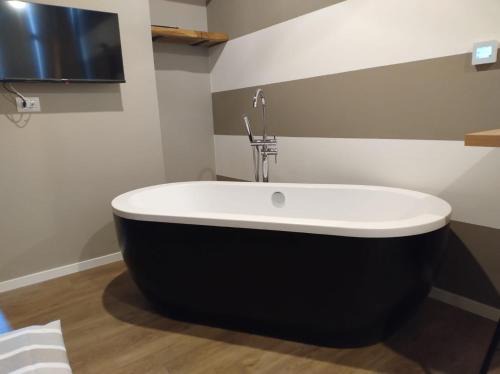 Fano Apartamento | "Da Manu Loft" Centro Storico