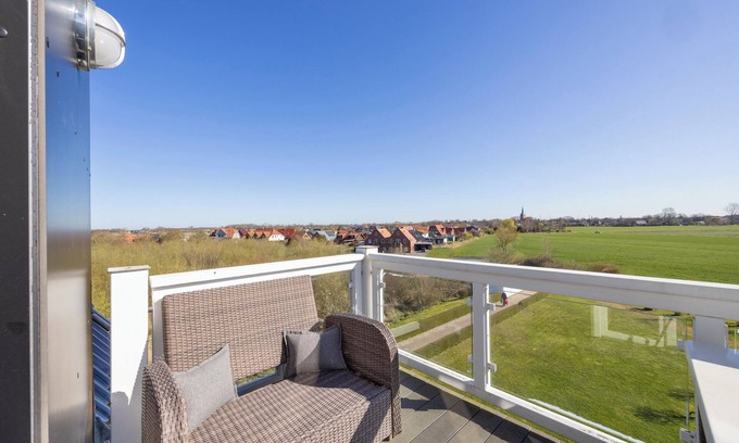 Wremen Apartamento | Dachgeschosswohnung in Strandnähe mit Sauna, Zwei Balkonen und Tollem Ausblick