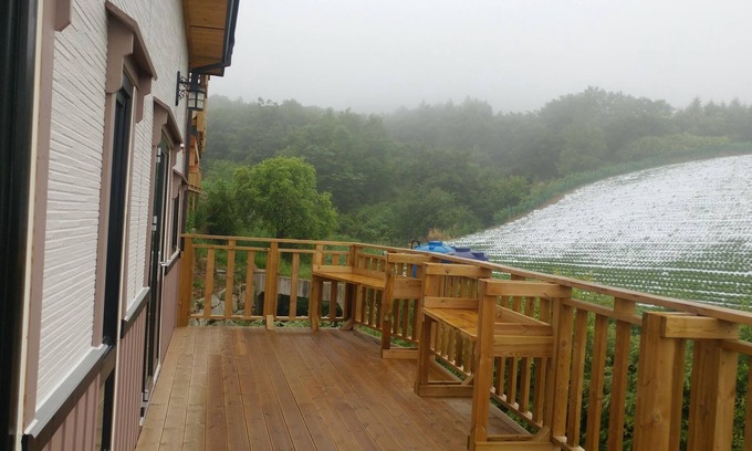 Daegwallyeong Casa | Daegwallyeong Solbawee Log-Housing Pension