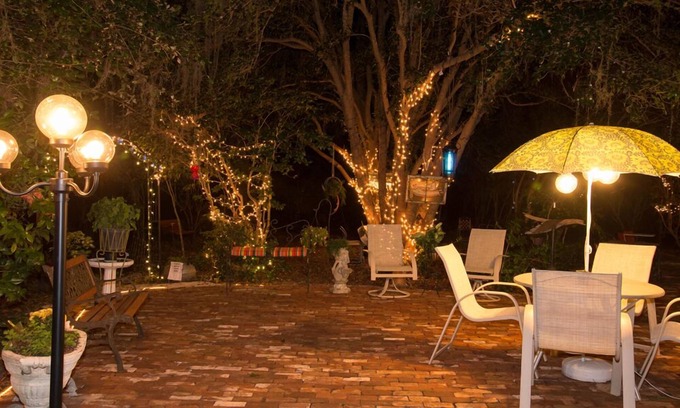 Monticello Cama Y Desayuno | Daffodale House B&B